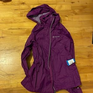 Columbia Rain Jacket Size XS. Brand New with tags.